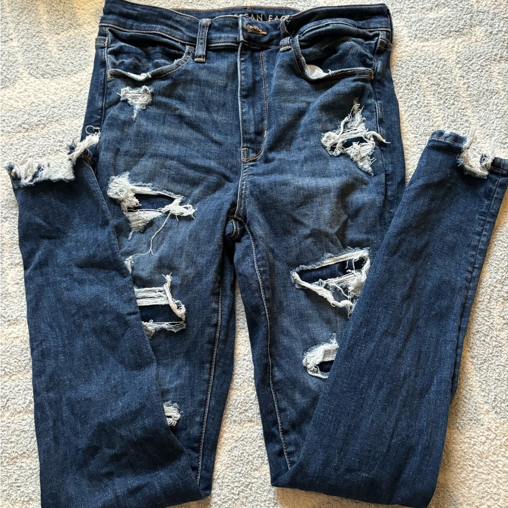 American Eagle Super Hi-Rise Distressed Jeggings